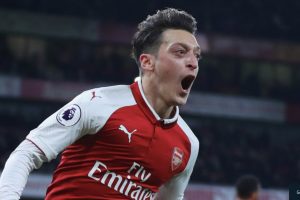 Ozil nôn nóng dành thêm cúp cho Pháo Thủ Ozil nôn nóng dành thêm cúp cho Pháo Thủ