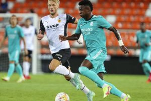 Nhận định tỉ lệ tài xỉu Real Madrid vs Valencia 3h 9/1/2022 Nhận định tỉ lệ tài xỉu Real Madrid vs Valencia 3h 9/1/2022